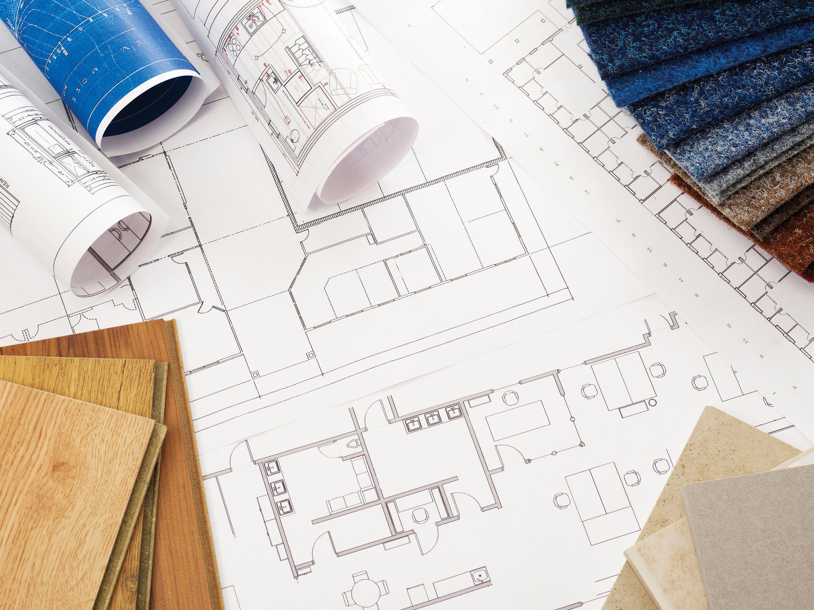 Baupläne und Materialmuster als Grundlage für präzises Aufmaß